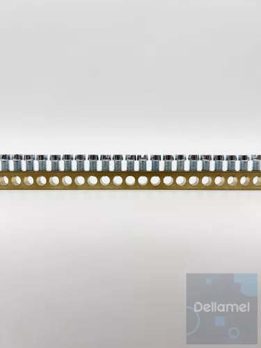 Legrand 137217 PractiboxS falon kívüli kiselosztó, 2 sor 18 modul, átlátszó füstszínű ajtóval, védőföld és nulla elosztókapoccsal