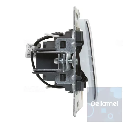 Suno fekete N101 JF egypólusú nyomó jelzőfénnyel, címketartóval, keret nélkül 721410 Legrand