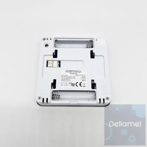 TECH/SINUM EU-R-8b PLUS FEHÉR VEZETÉK NÉLKÜLI SZOBATERMOSZTÁT PÁRATARTALOM ÉRZÉKELŐVEL - fehér I WTP