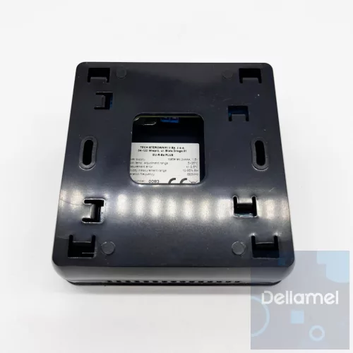 TECH EU-R-8s PLUS FEKETE VEZETÉK NÉLKÜLI SZOBATERMOSZTÁT PÁRATARTALOM ÉRZÉKELŐVEL