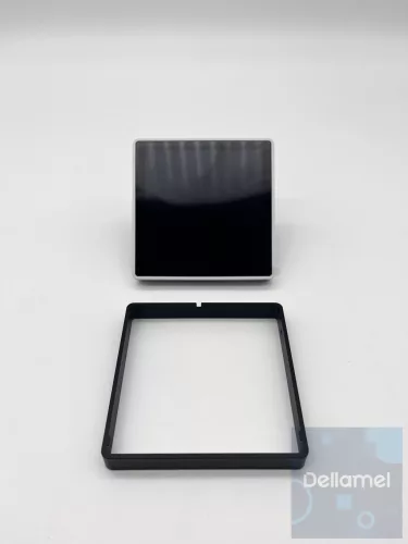 SINUM CP-04Cm kezelőpanel - cserélhető kerettel -  fekete/fehér cserélhető kerettel